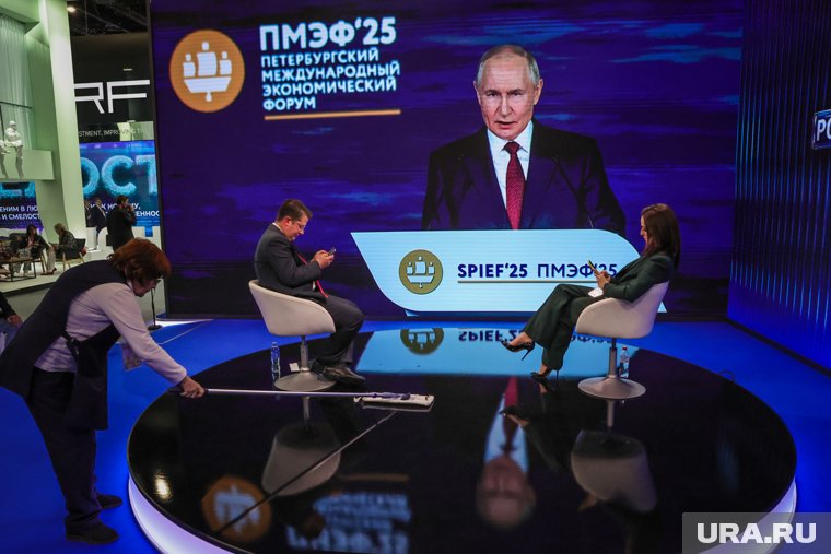 Путин призвал к переходу на экономику высоких зарплат