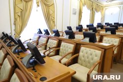 Кто не вошел в новый состав курганской облдумы: список выбывших депутатов