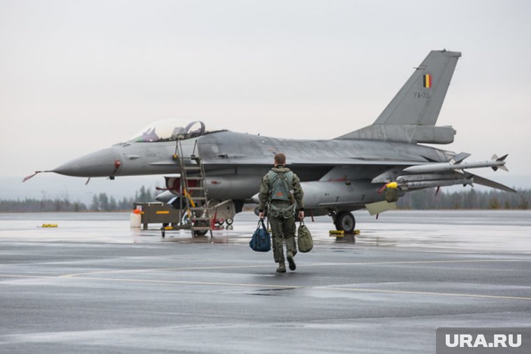 Армия Украины стала использовать F-16, писали СМИ 