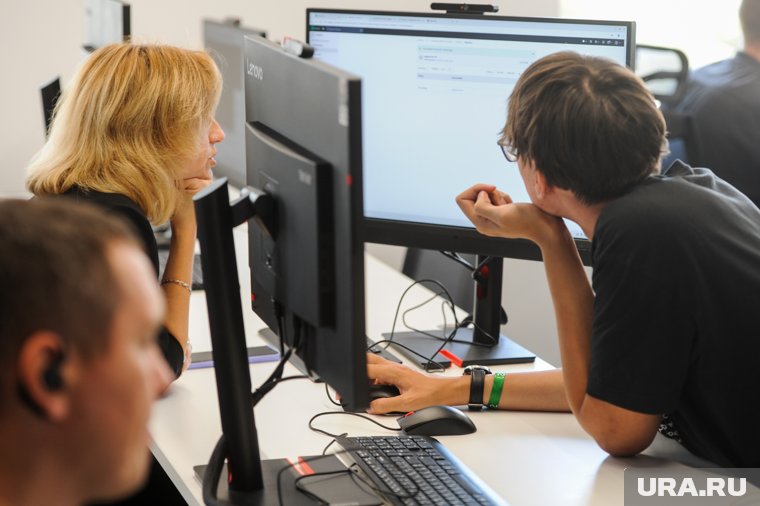 Платформа стала доступна на портале «Госуслуги» и на сайте hh.ru