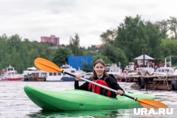 Журналисты отправились на прогулку по заливам в микрорайоне Гайва
