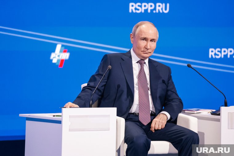 Путин заявил, что Хинштейн стал губернатором из-за желания расширить Курскую область