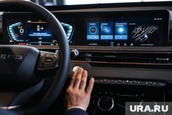 Автомобиль самостоятельно включал радио на высокой громкости