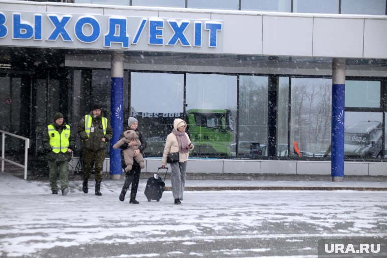 Нумерация выходов на посадку начинается в новом здании аэропорта