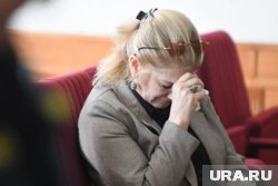 Мама Марселя Гасанова в суде не могла сдержать слез