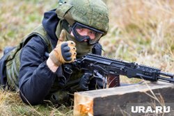 На фронте госслужащие проявили себя с лучшей стороны, а теперь применят новые навыки на работе (архивное фото)
