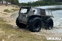В Забайкалье вездеход с девятью пассажирами упал в озеро (фото из архива)