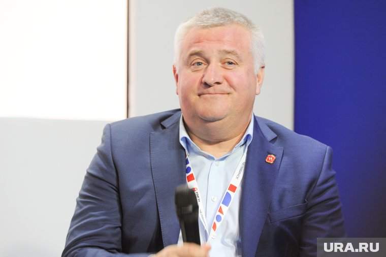 Дмитрий Гатов отреагировал на жалобы троичан
