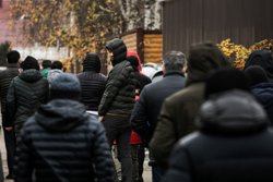 Необходимо арестовывать активы незаконных учреждений и премировать сотрудников правоохранительных органов