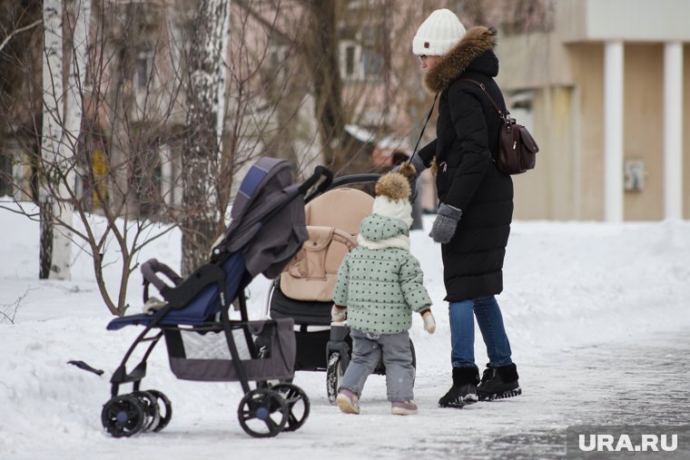 Включить периоды в декрета в северный стаж предлагают депутаты ХМАО