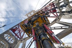 Буровую вышку к моменту ЧП обслуживали три человека 