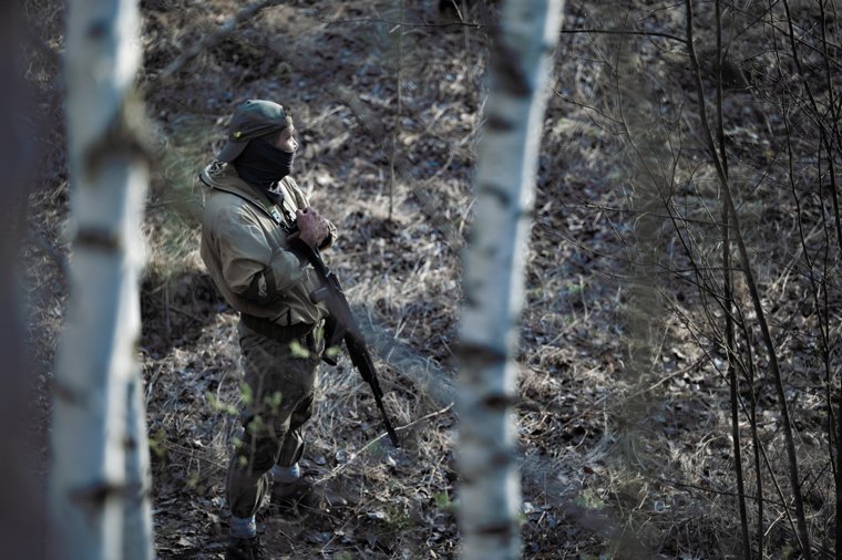 Военно-тактическая подготовка гражданского населения на полигоне. Пермь