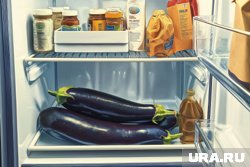 Если просто положить баклажаны в холодильник, то вскоре они начнут портиться
