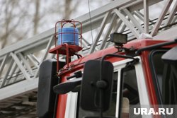 МЧС эвакуировало людей из горящей квартиры