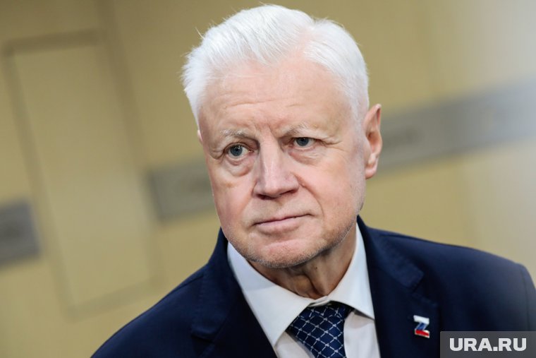 Миронов подчеркнул, что военкоры играют ключевую роль в обеспечении информационного суверенитета России