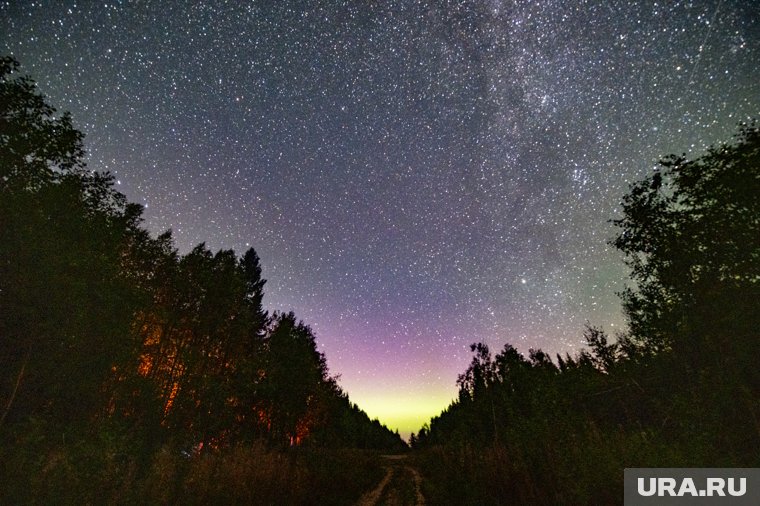 Северное сияние можно было увидеть в течение часа (архивное фото)