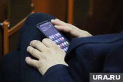 Курганские политики не только смотрят серьезные посты, но и не против посмеяться с мемов