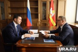 Глава Минпромторга Алиханов и губернатор Текслер обсудили экономический потенциал региона