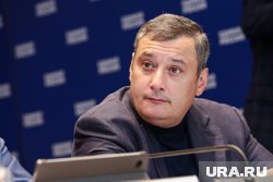 Ранены двое несовершеннолетних, в городе отключен свет, сообщил Хинштейн