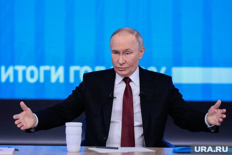 Президент Владимир Путин поручил создать условия для технологического лидерства России