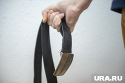 Отец из Надыма пожаловался на домашнее насилие над его дочерью
