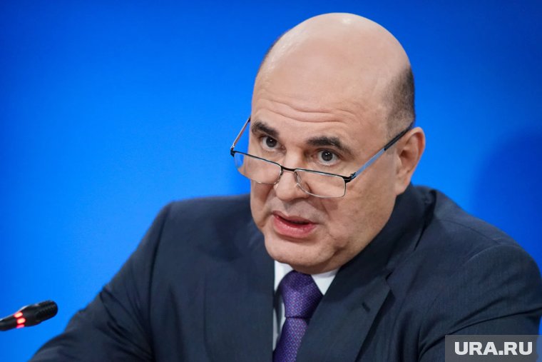 Михаилу Мишустин предложили выдавать два диплома, среднего специального и высшего образования, после окончания колледжа