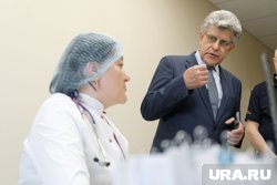Журавлев посетил ФАП в деревне Щапино, где пообщался с фельдшером