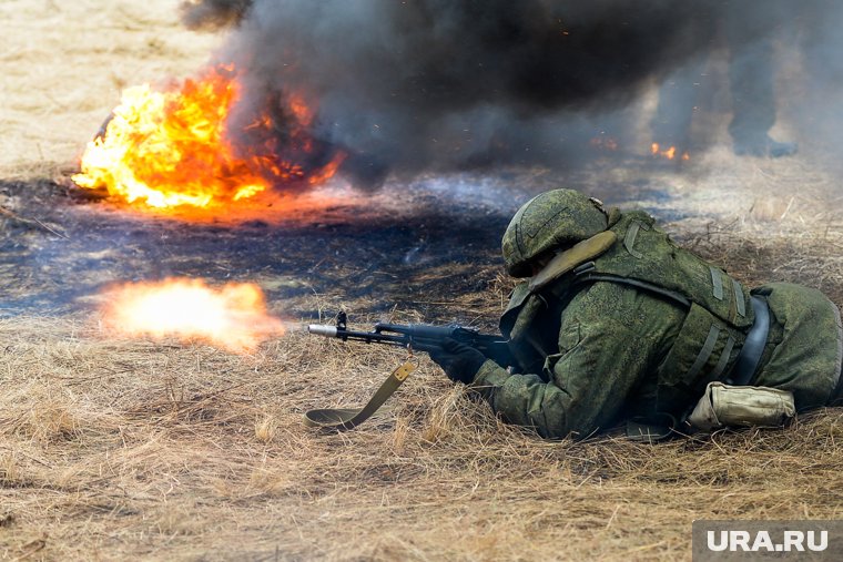 Курганцы проводят тренировки в окопах на строящемся военном полигоне (архивное фото)