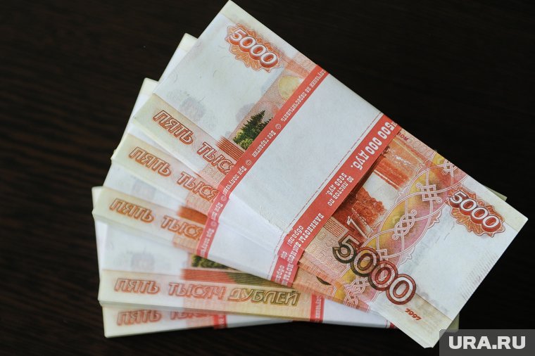 Налог с суммы выигрыша спишут трижды