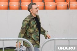 Шнуров появился на «Екатеринбург Арене» с бывшей женой Абрамовой
