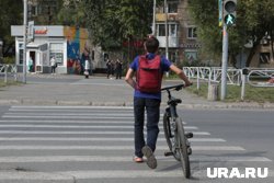 В Новом Уренгое водитель Mercedes сбил подростка на велосипеде на зебре (фото из архива)