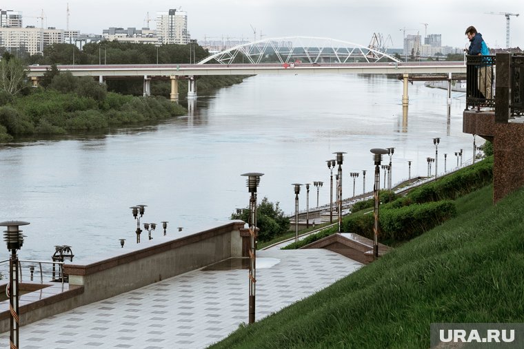 Сейчас в центре Тюмени есть три автомобильных моста, но жители отмечали, что их недостаточно