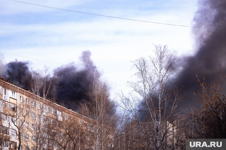 Пожару на западе Москвы присвоен первый ранг (архивное фото)