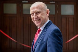Министр обороны Британии прибыл на Украину