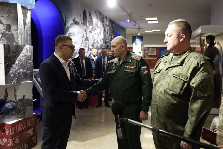 Губернатор передал технику воинским частям, принимающим участие в спецоперации