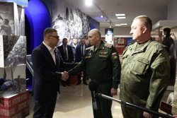 Губернатор передал технику воинским частям, принимающим участие в спецоперации