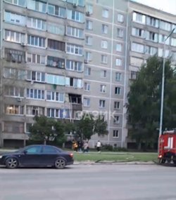 В Заозерном в шестом микрорайоне случился пожар