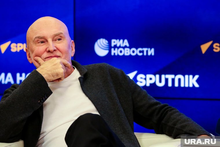 Если бы Shaman выступал с этой же песней на «Евровидении», то занял бы первое место, заявил Матвиенко