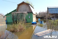 Дома, расположенные в Чусовом, затоплены водой