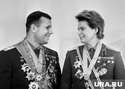 О критической ошибке в полете Терешкова сообщила Гагарину