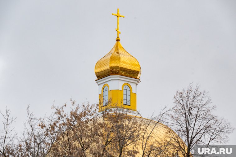 Прихожане храма замерзли на службе 