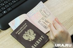 Видеоблогер Дмитрий Ларин сказал, что будет счастлив без российского паспорта