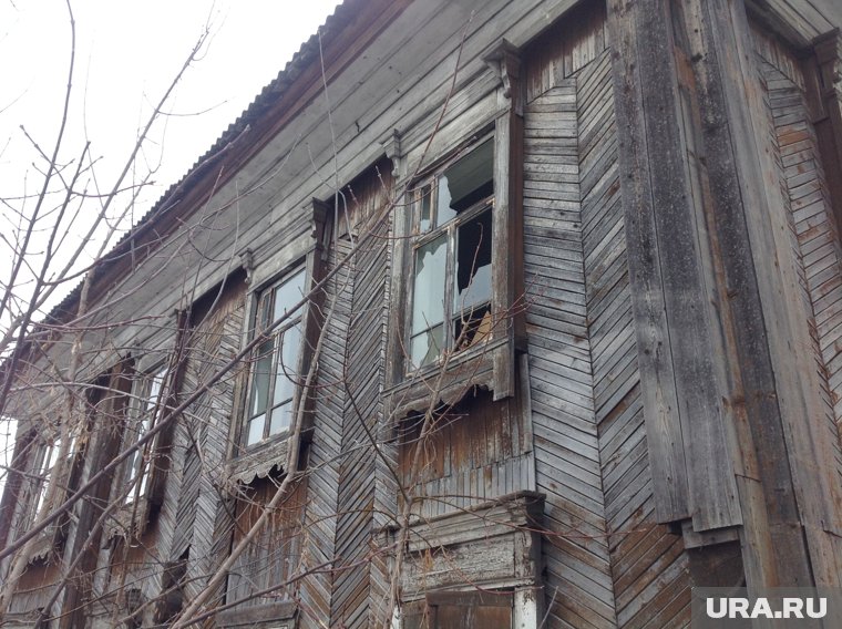 деревянный дом в Ноябрьске горел шесть раз