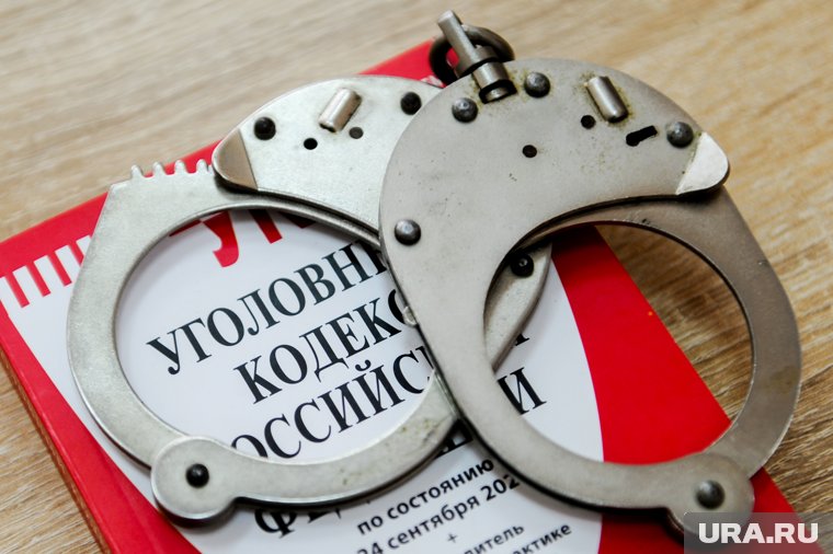 В отношении мужчины было возбуждено уголовное дело по статье о развратных действиях в отношении несовершеннолетней