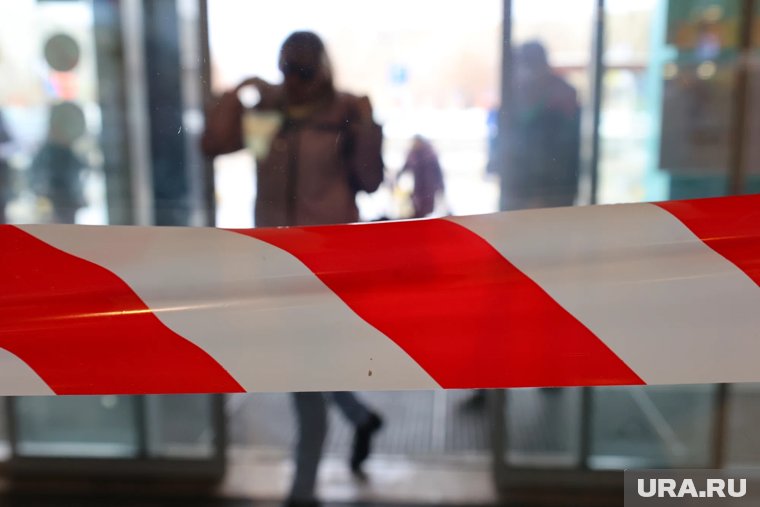 Приставы чуть не продали кафе в Ханты-Мансийске за долги владельца