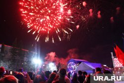 Праздничный салют на площади Ленина состоится в 22 часа