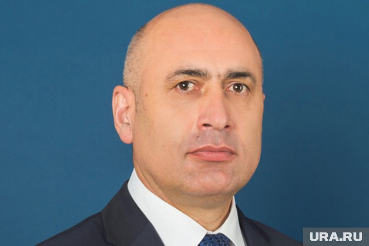 Депутата парламента Азербайджана Азера Бадамова не допустили на территорию России