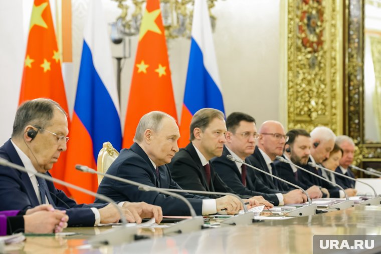 Путин и Си Цзиньпин во время встречи обсудили самые чувствительные и ключевые вопросы взаимодействия двух стран