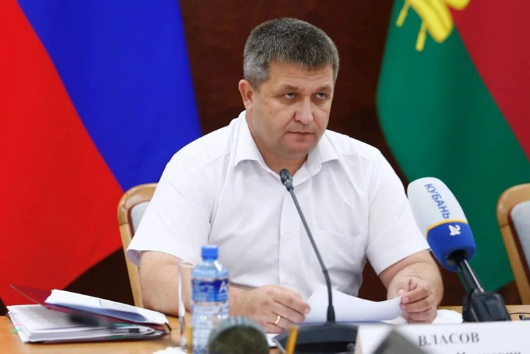 В понедельник Власов объявил о своем уходе на СВО