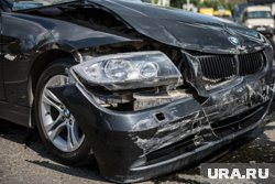 В результате ДТП «БМВ» оказалась полностью разбита (архивное фото)
